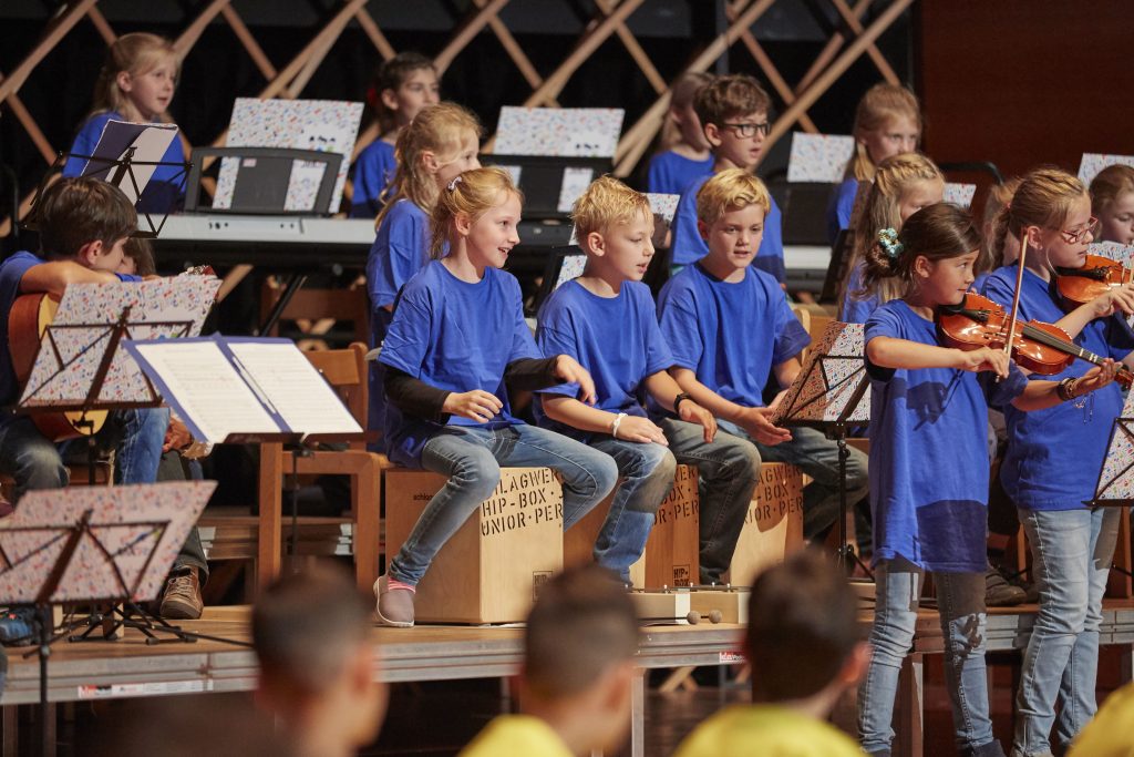 JeKits - instrumente, tanzen, singen